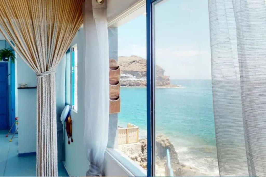 La Casa Con Terraza Privada Sobre El Mar Villa Telde Exterior photo