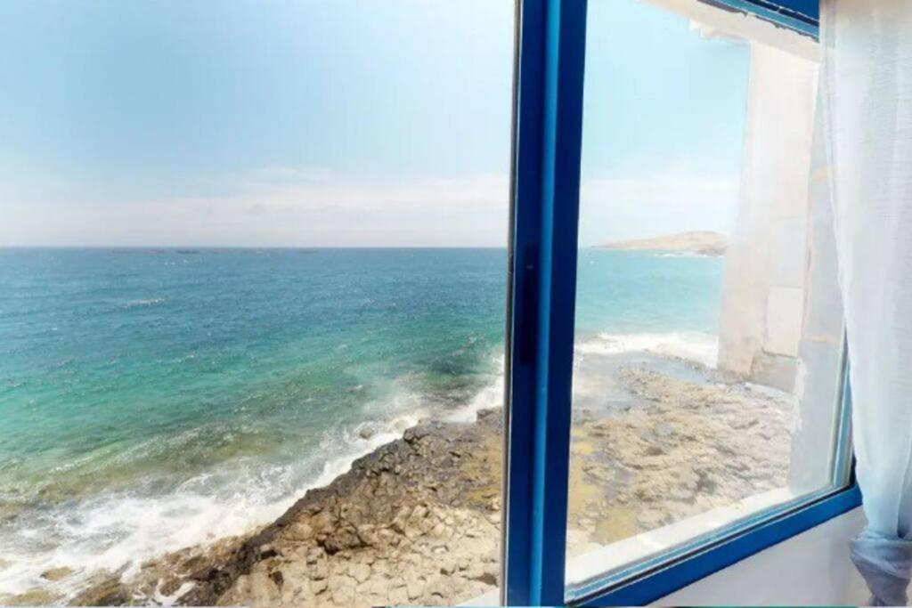 La Casa Con Terraza Privada Sobre El Mar Villa Telde Exterior photo
